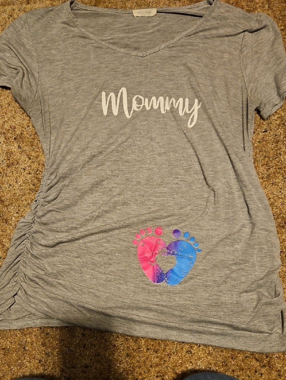 Gray 'Mommy' Short Sleeve Maternity Tee with Pink & Blue Footprints